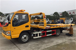 博兴哪里有拖车服务