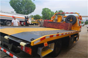 博兴附近拖车电话号码服务